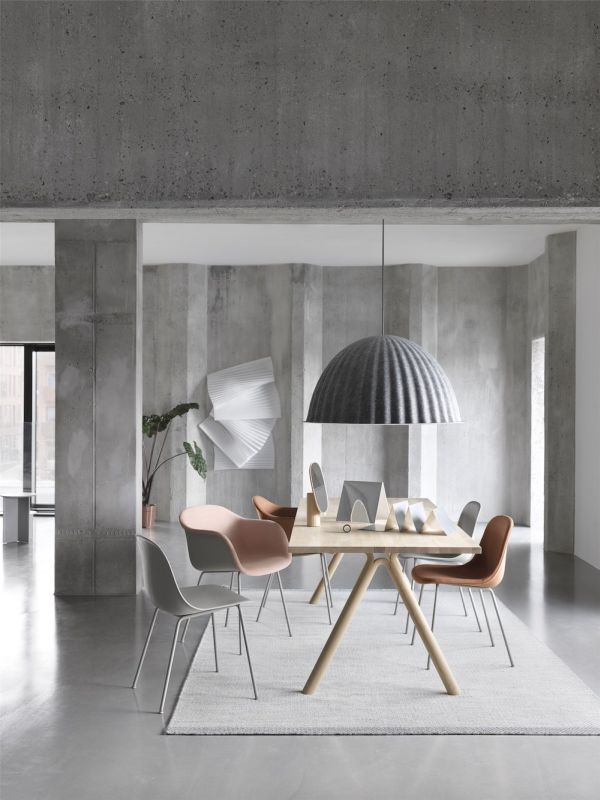 design vile 5 Split Table Lifestyle Image 150