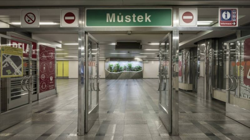 metro kvetiny 2