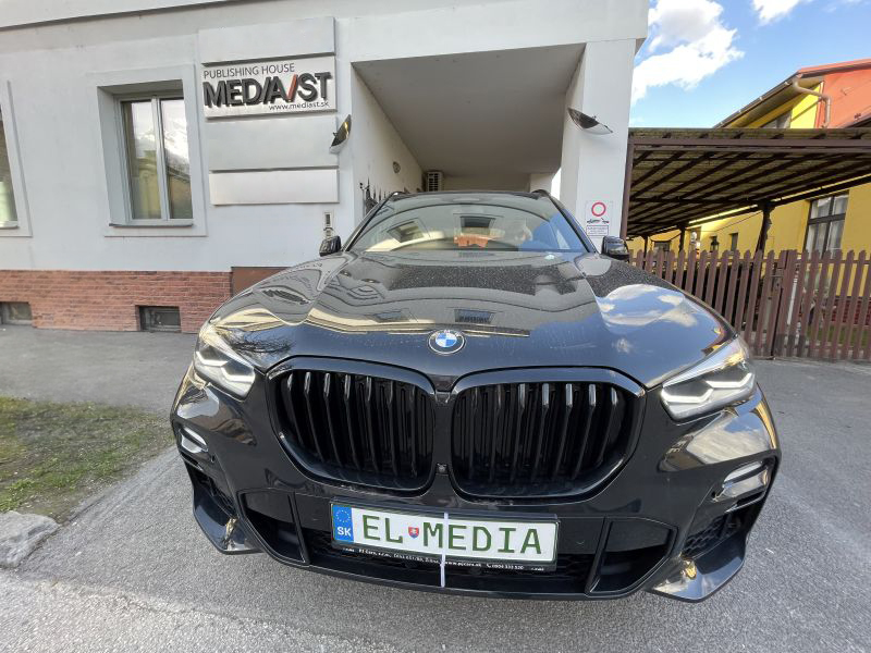 Media ST 4