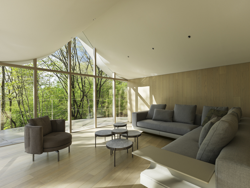 hand in hand house 4