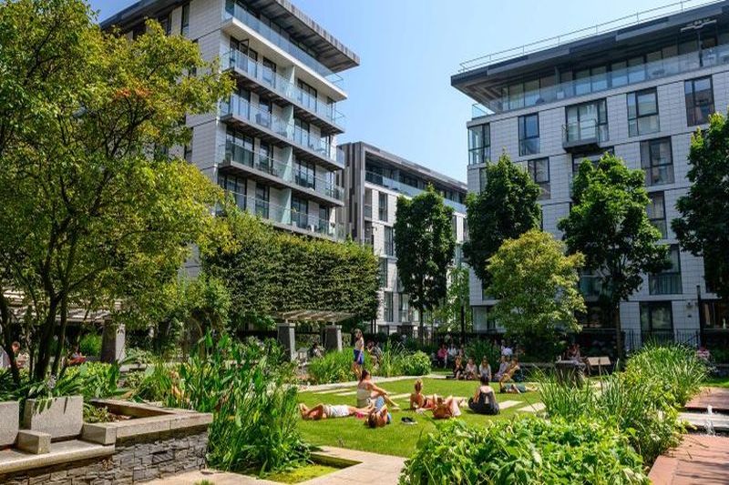 goodmans fields gardens 5
