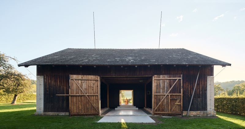 facha architekti box in the barn peter fabo 15